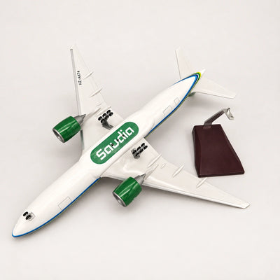 Boeing 777F Saudia Cargo – model v měřítku 1:135