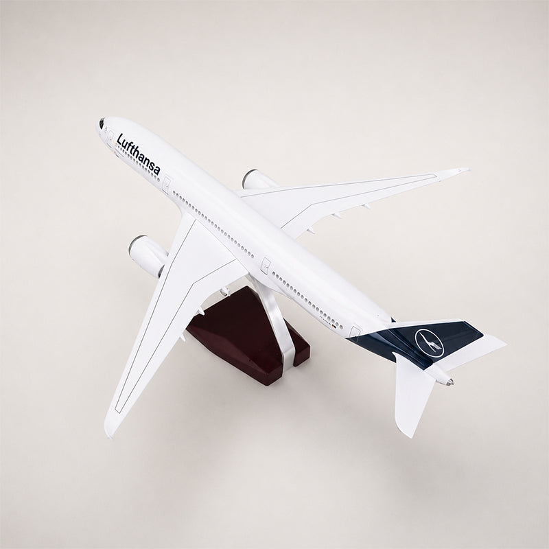 Lufthansa Airbus A350 1:142 Scale Model