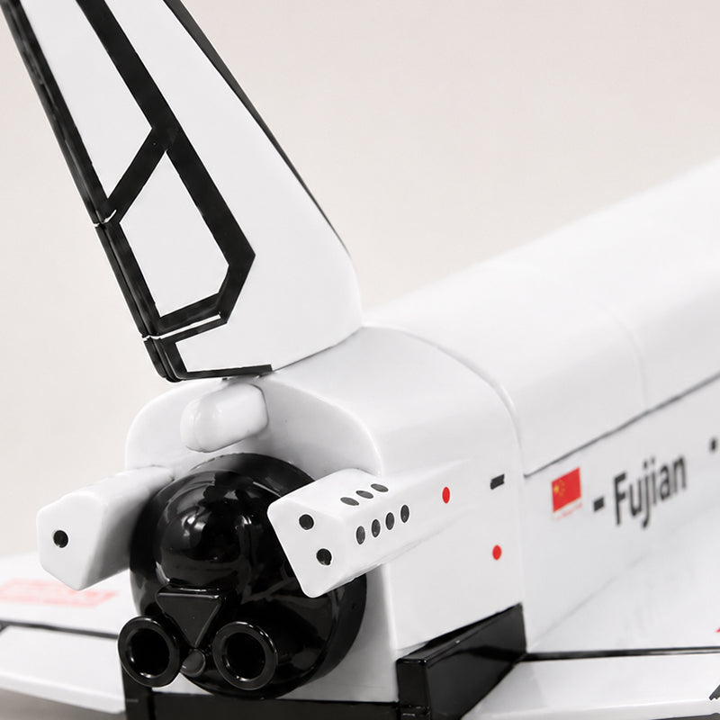 Antonov An-225 Mriya with Buran Space Shuttle 1:200 Scale Model