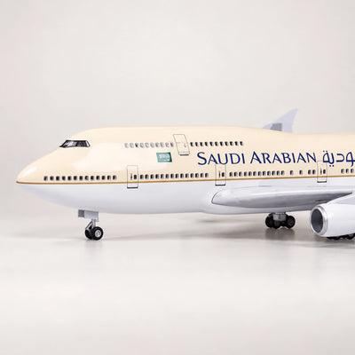 Boeing 747 Saudia – maqueta a escala 1:150