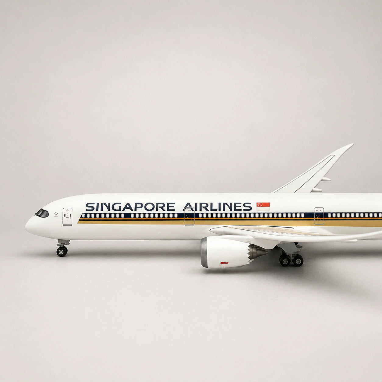 Model Singapore Airlines Boeing 787-10 Dreamliner v měřítku 1:145