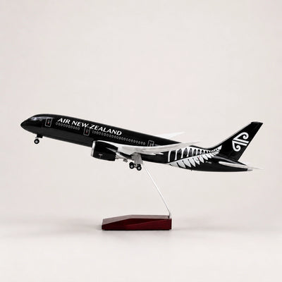 Air New Zealand Boeing 787 1:130 Scale Model