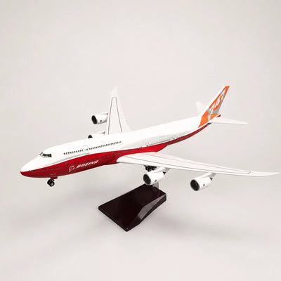 Modellino Prototipo Boeing 747-8 Intercontinental in scala 1:150