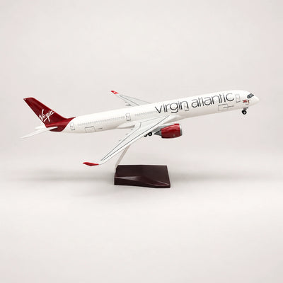 مجسم طائرة إيرباص A350-1000 التابعة لفيرجن أتلانتيك بمقياس 1:157