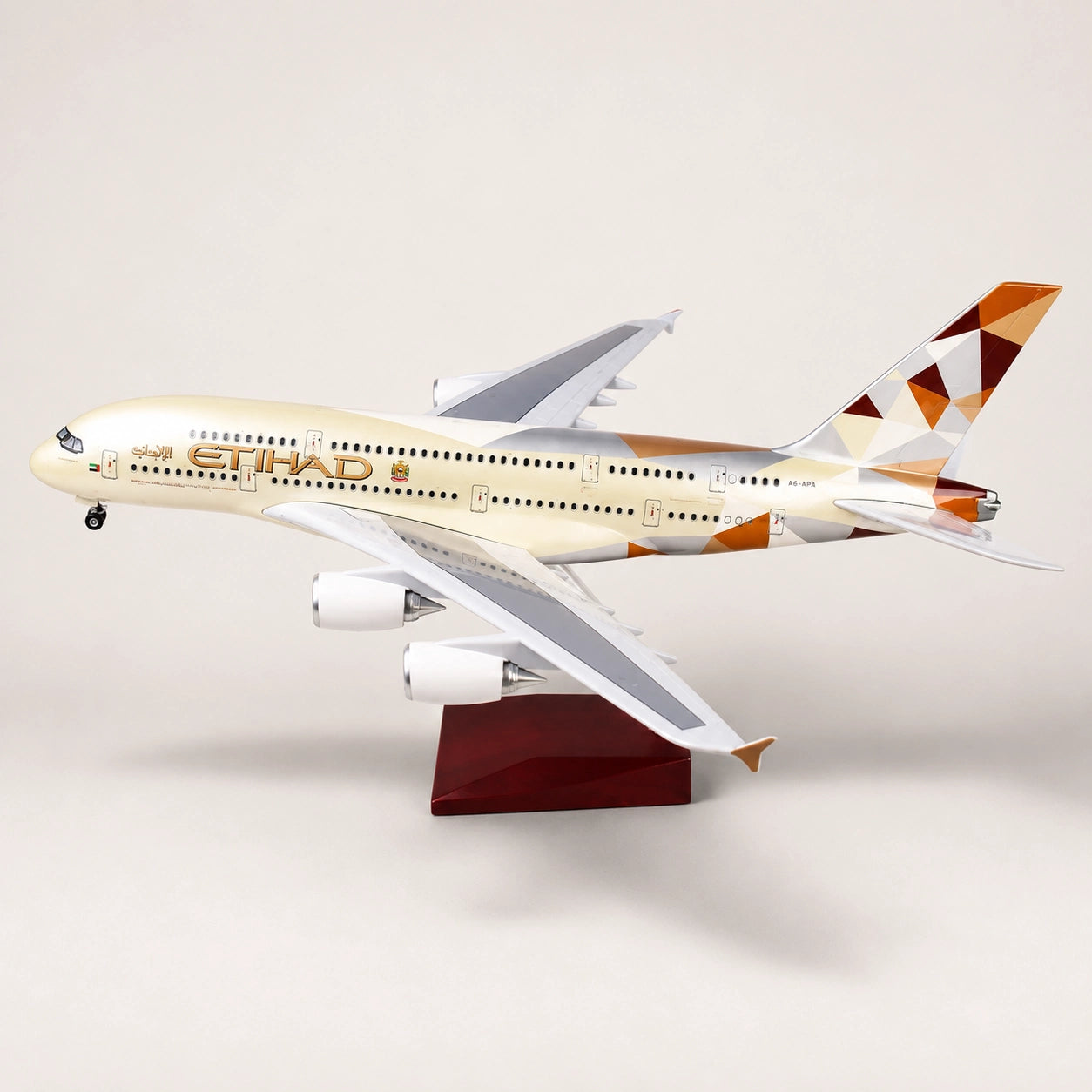 مجسم طائرة إيرباص A380 للاتحاد للطيران بمقياس 1:160