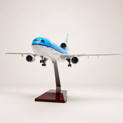 KLM Royal Dutch Airlines McDonnell Douglas MD-11 1:130 Scale Model