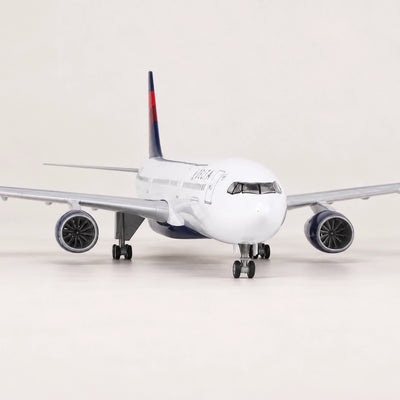 Airbus A330-300 Delta Air Lines – model v měřítku 1:135