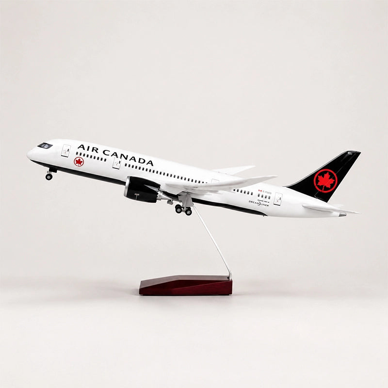 Air Canada Boeing 787 1:130 Scale Model