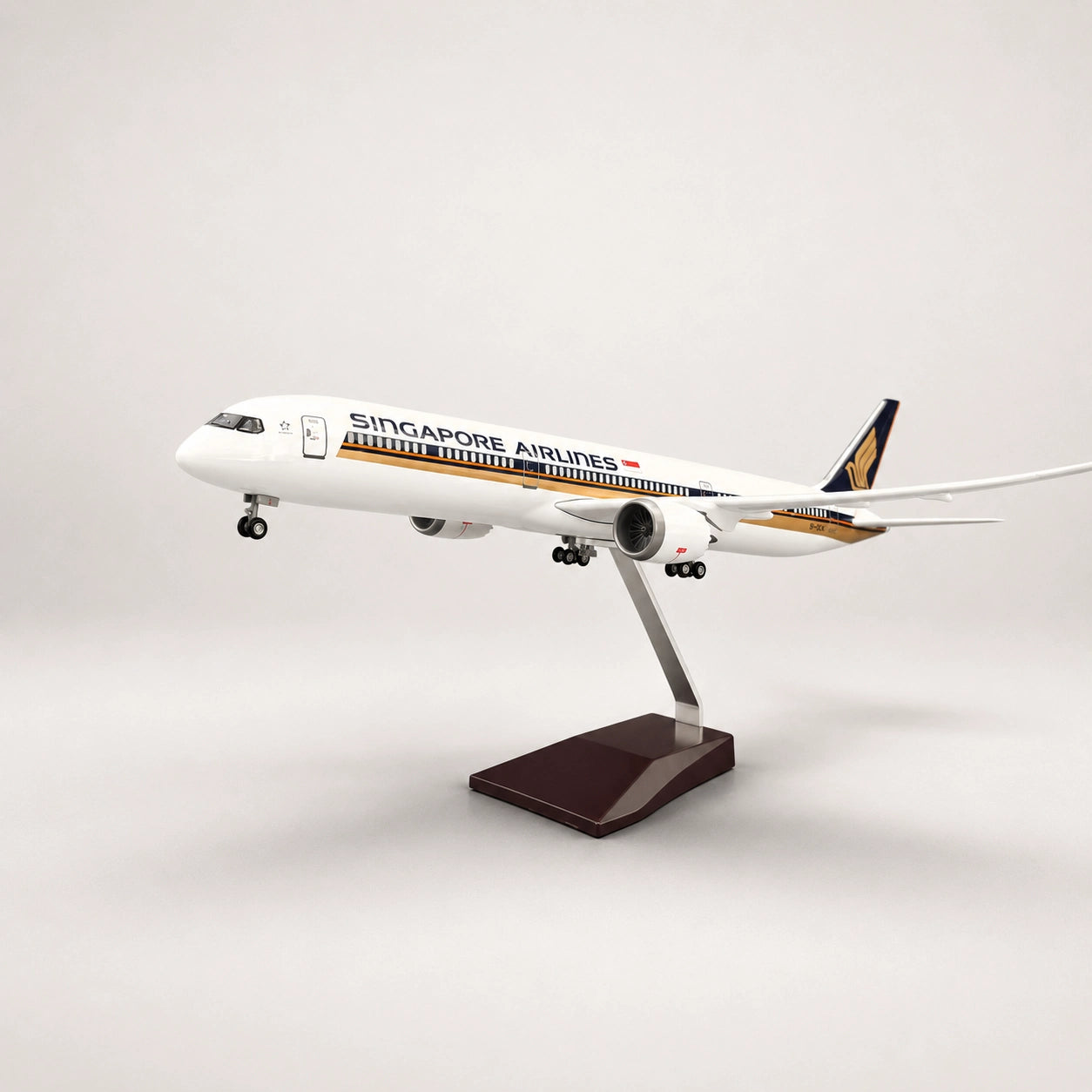 Model Singapore Airlines Boeing 787-10 Dreamliner v měřítku 1:145
