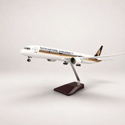 Model Singapore Airlines Boeing 787-10 Dreamliner v měřítku 1:145