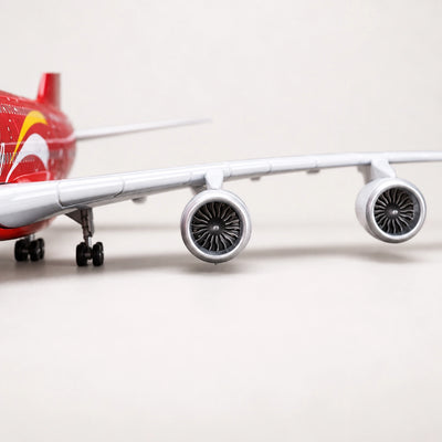 Model Airbusu A380 v edici Coca-Cola v měřítku 1:160