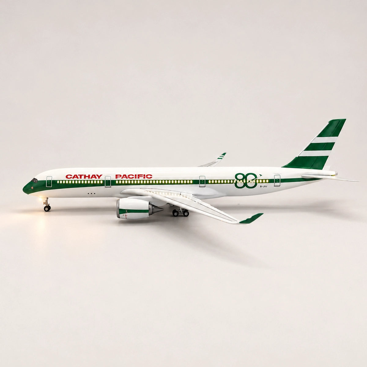 Airbus A350 Cathay Pacific – edice k 80. výročí – model v měřítku 1:142