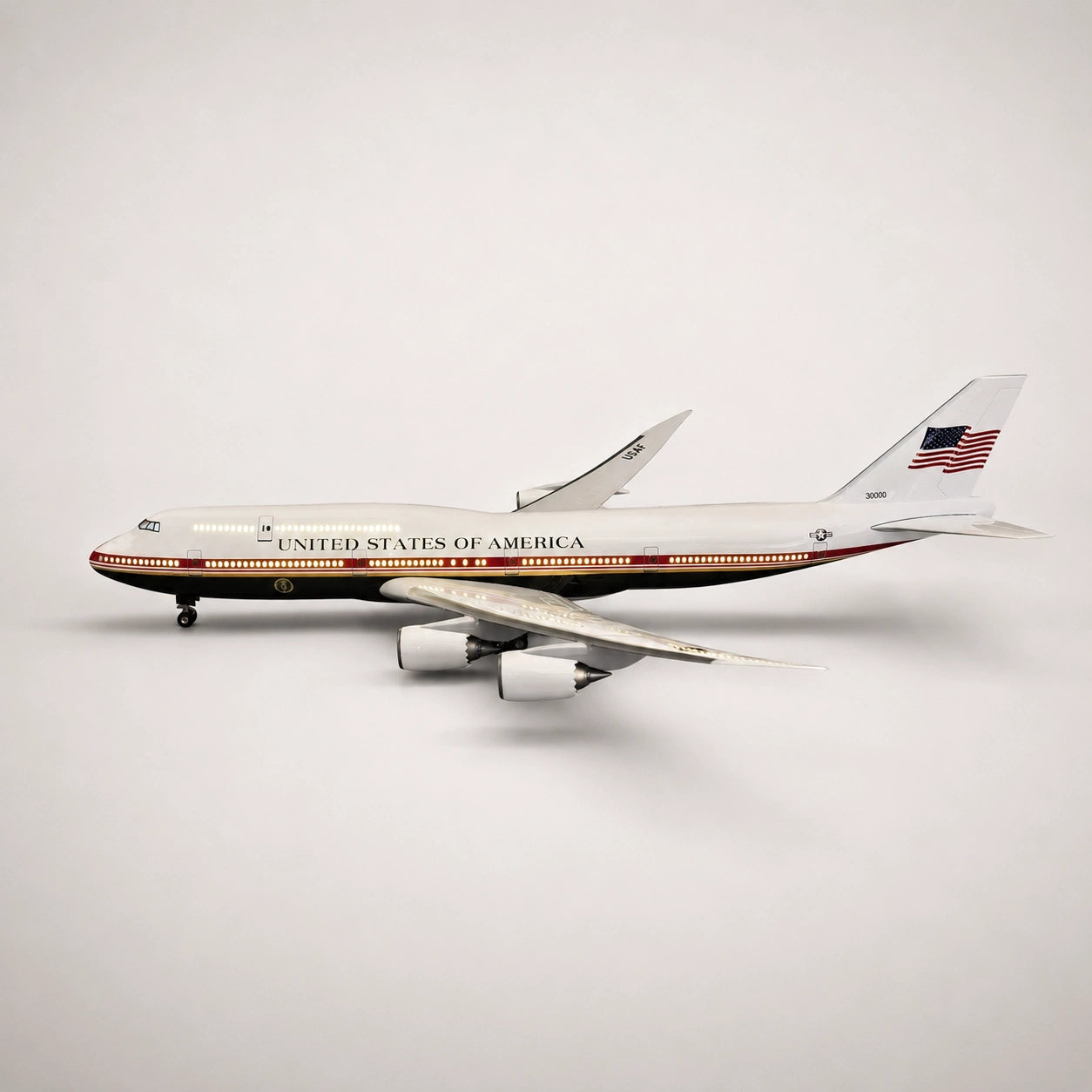 Model prezidentského letounu USAF Boeing 747 v měřítku 1:150