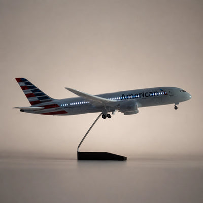 Model American Airlines Boeing 787 Dreamliner v měřítku 1:130