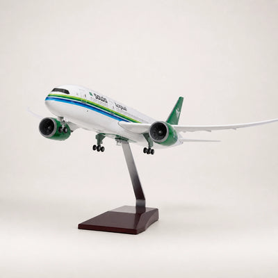 Saudia Boeing 787 Dreamliner 1:130 Scale Model