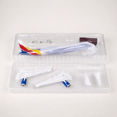 Southwest Airlines Boeing 737 1:85 Scale Model