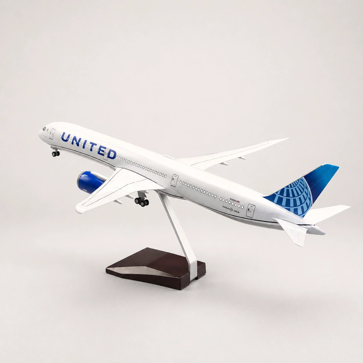 Model United Airlines Boeing 787-10 Dreamliner v měřítku 1:145