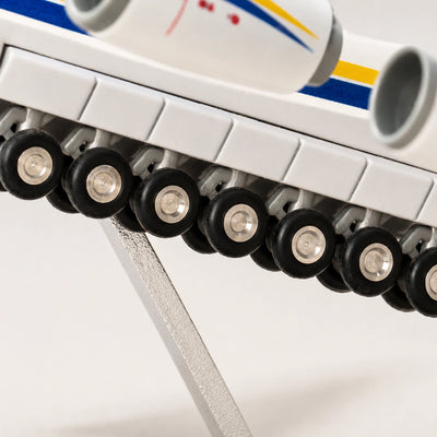Antonov An-225 Mriya Modell im Maßstab 1:200
