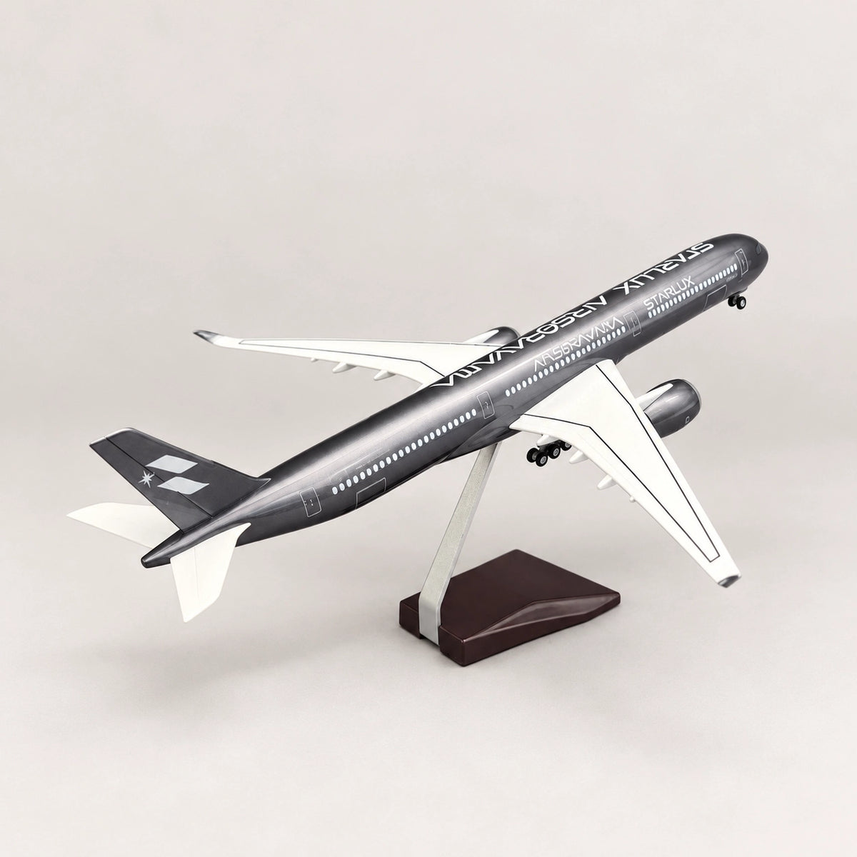 مجسم إيرباص A350-1000 ستارلوكس إيرلاينز – الطلاء الفضي – بمقياس 1:157
