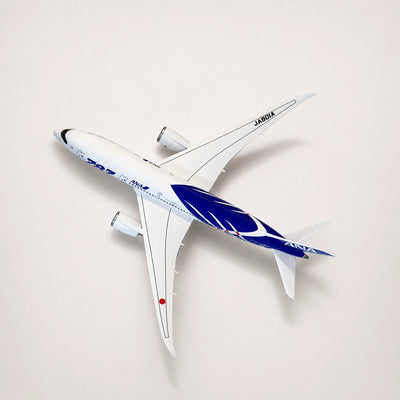 Model ANA Boeing 787 v měřítku 1:130