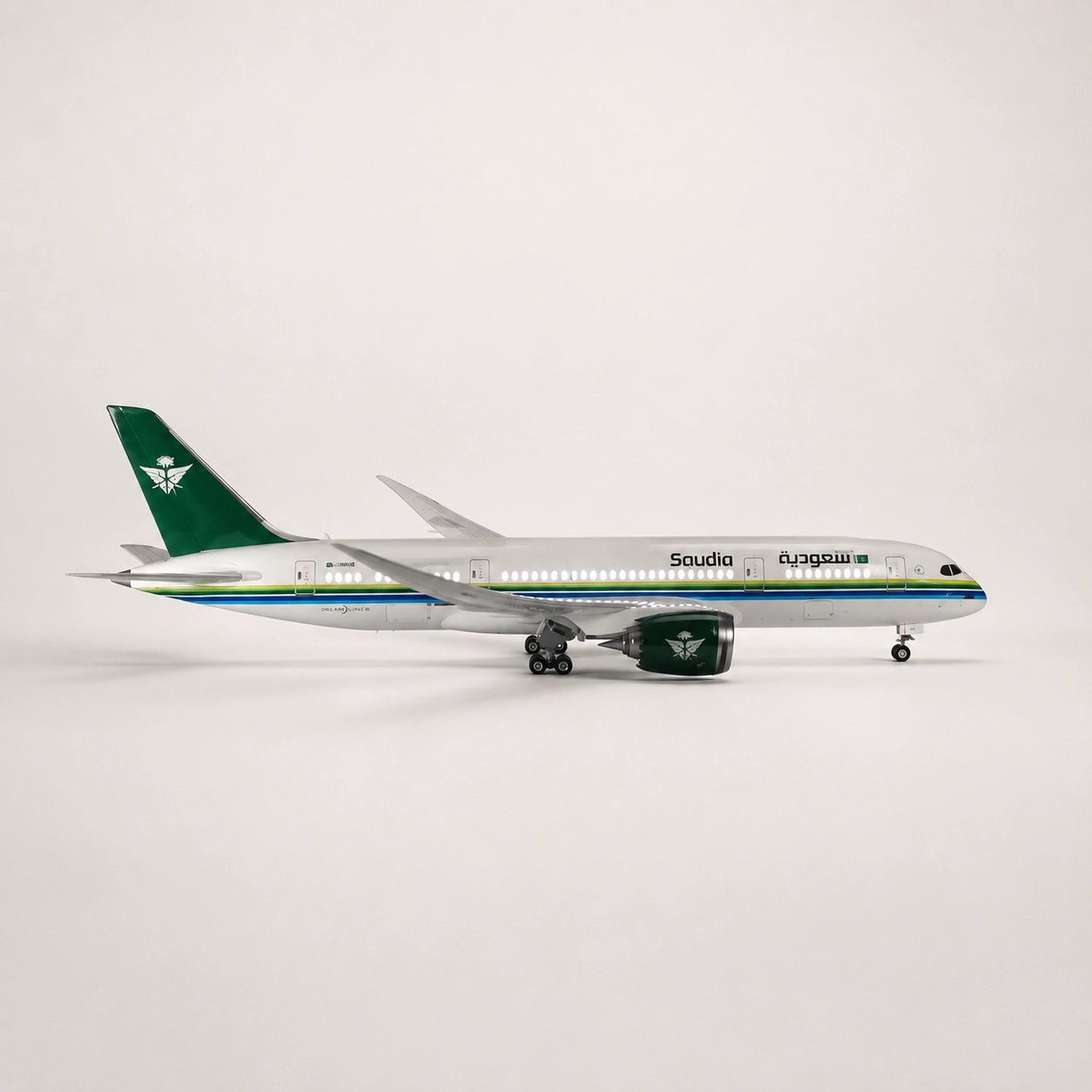 Saudia Boeing 787 Dreamliner 1:130 Scale Model