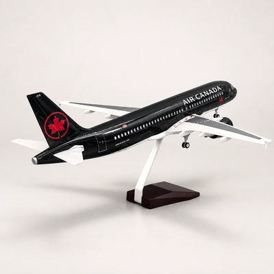 Air Canada Airbus A320 1:80 Scale Model