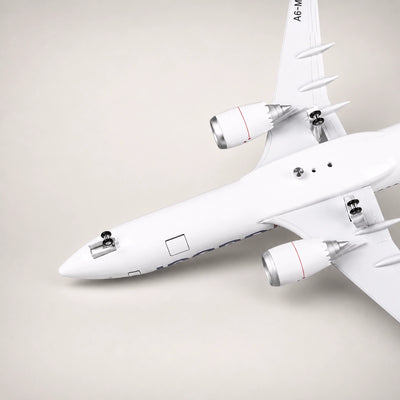Flydubai Boeing 737 1:85 Scale Model