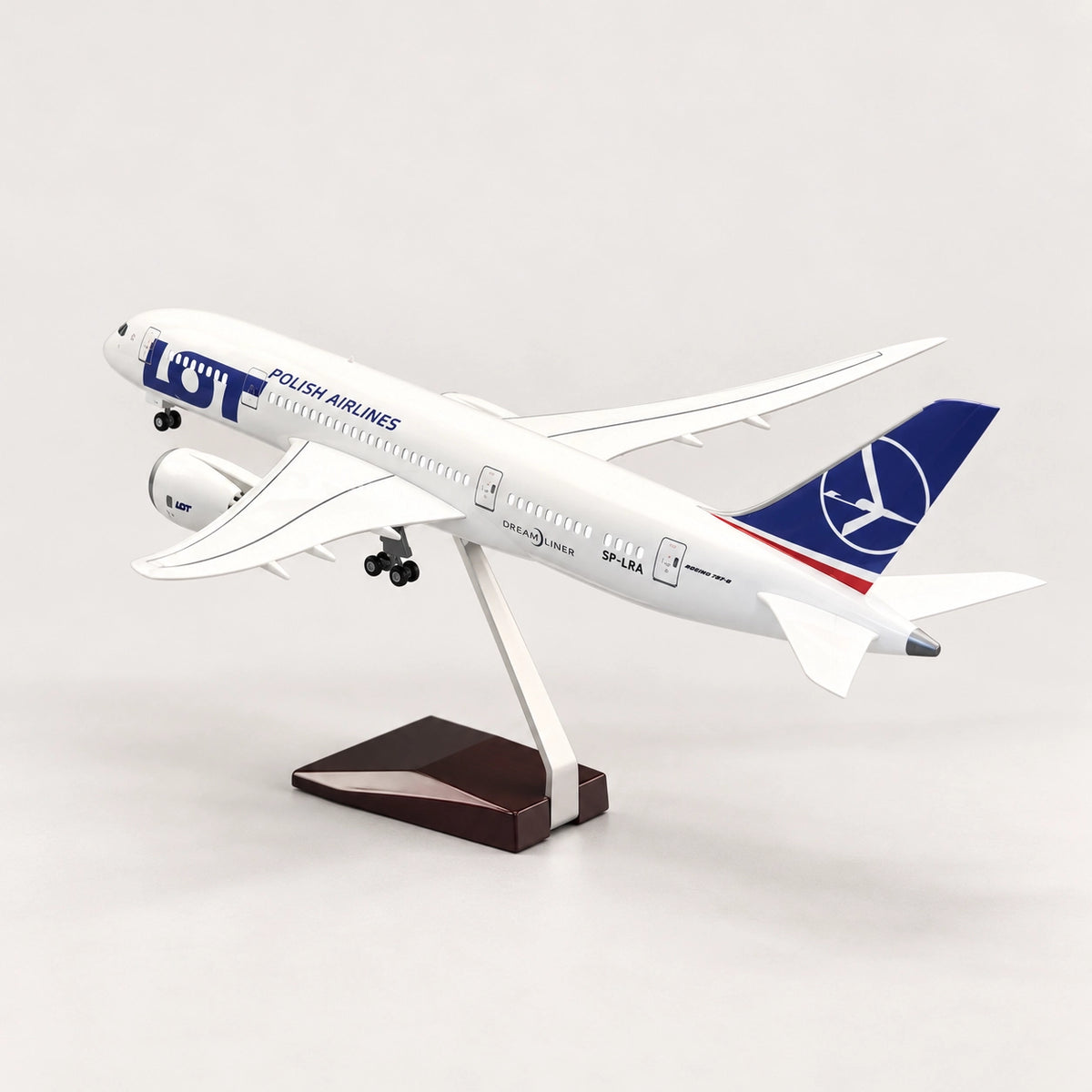 Boeing 787 LOT Polish Airlines – maquette à l’échelle 1:130