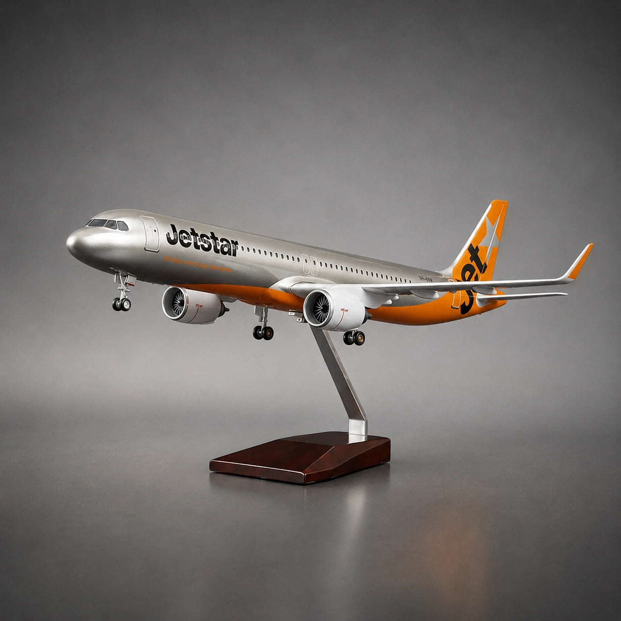 Jetstar Airbus A321neo 1:100 Scale Model