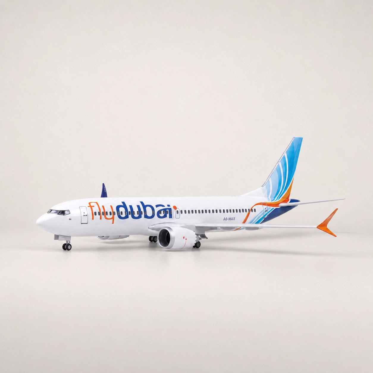 Flydubai Boeing 737 1:85 Scale Model