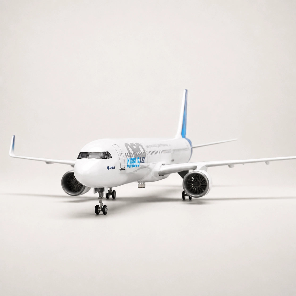 Modellino Prototipo Airbus A321neo in scala 1:100