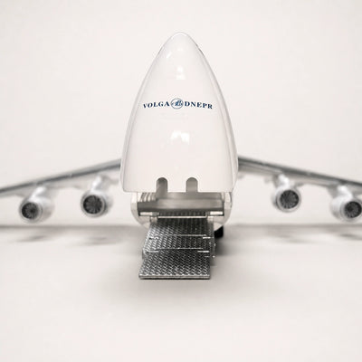 Modellino Antonov An-124 Ruslan in scala 1:165