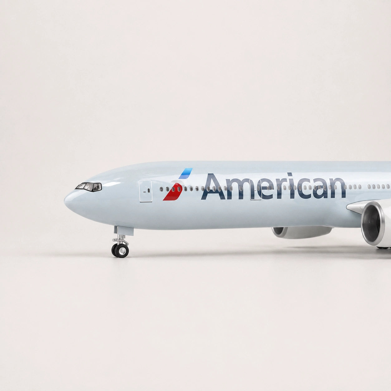 Model American Airlines Boeing 777 v měřítku 1:157