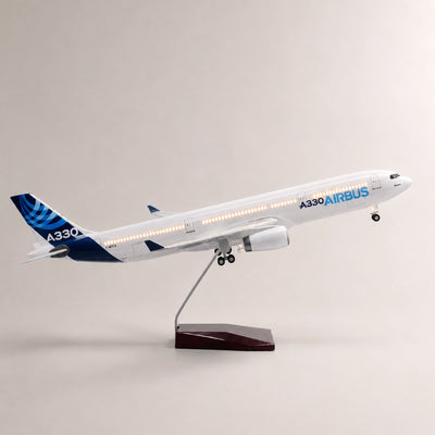 Model Prototaip Airbus A330 Skala 1:135