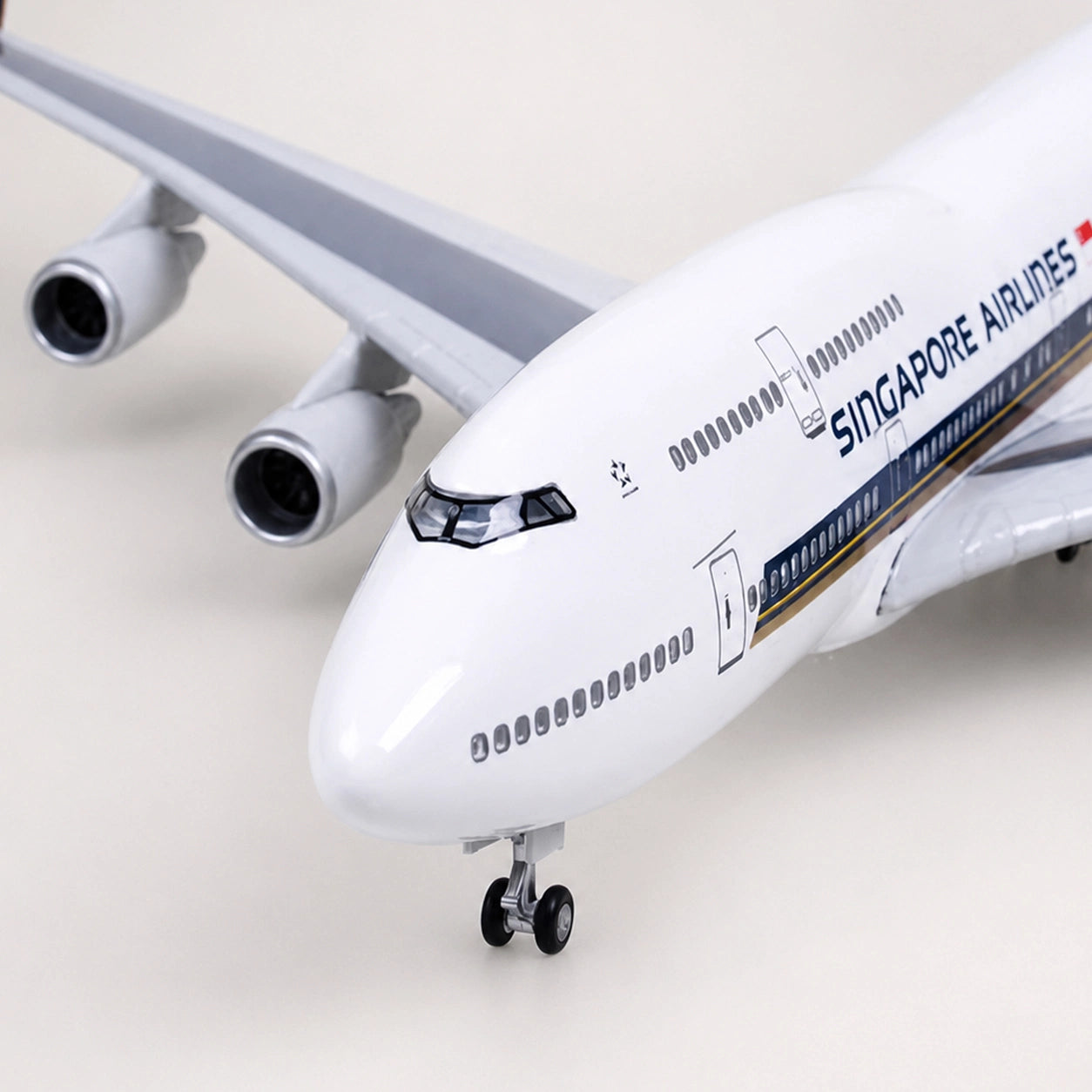 Schaalmodel Singapore Airlines Boeing 747 – klassieke kleurstelling 1:150