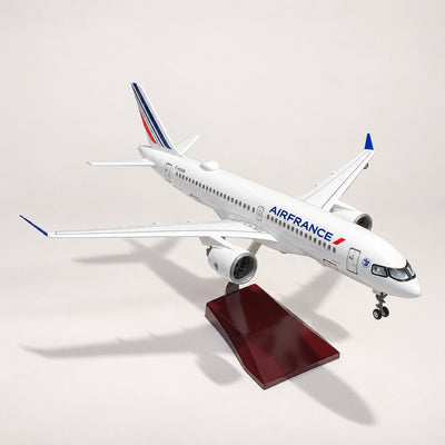 مجسّم إيرباص A220-300 للخطوط الجوية الفرنسية بمقياس 1:100