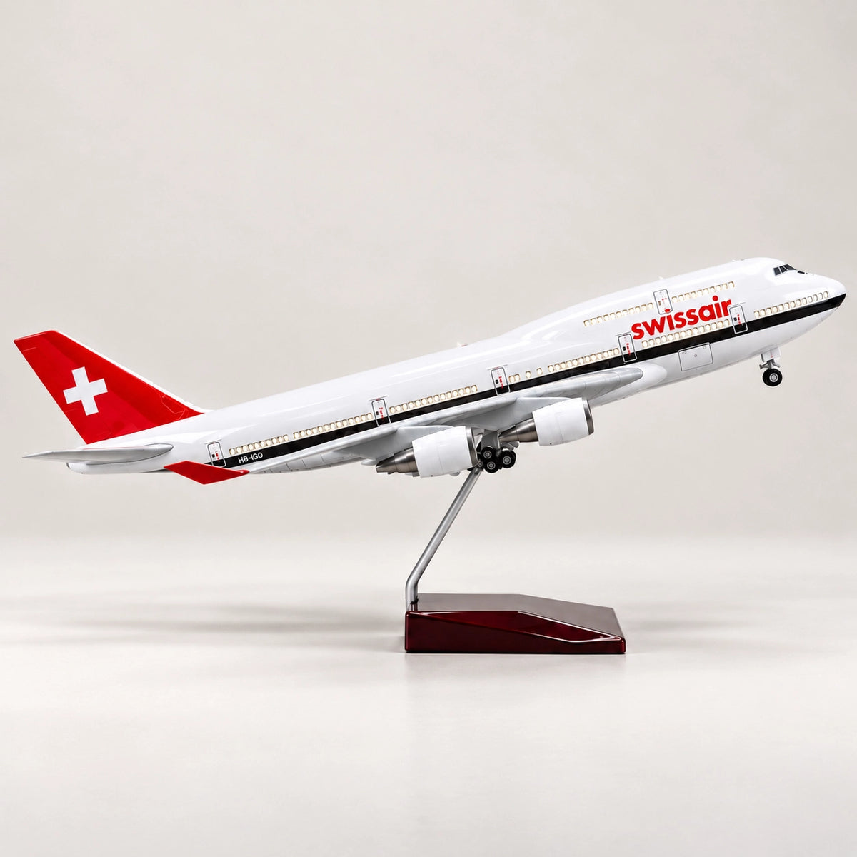 SWISS Boeing 747 1:150 Scale Model