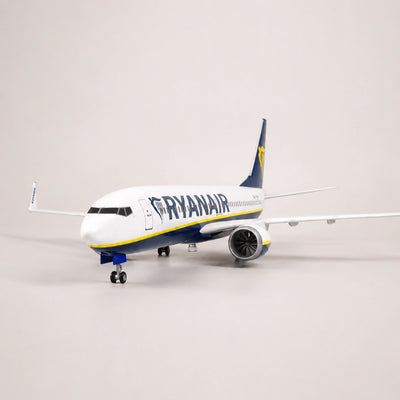 Model Ryanair Boeing 737 v měřítku 1:85