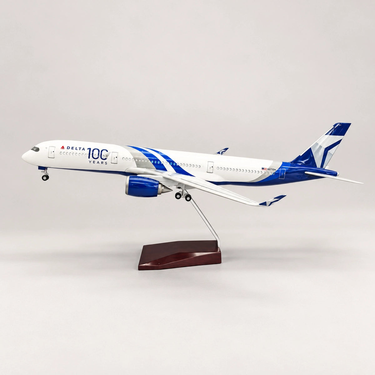 Airbus A350 Delta Air Lines – edice ke 100. výročí – model v měřítku 1:142