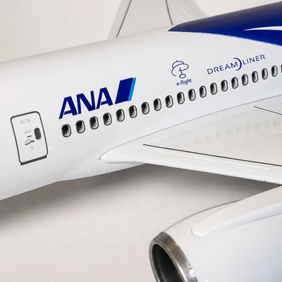Model ANA Boeing 787 v měřítku 1:130
