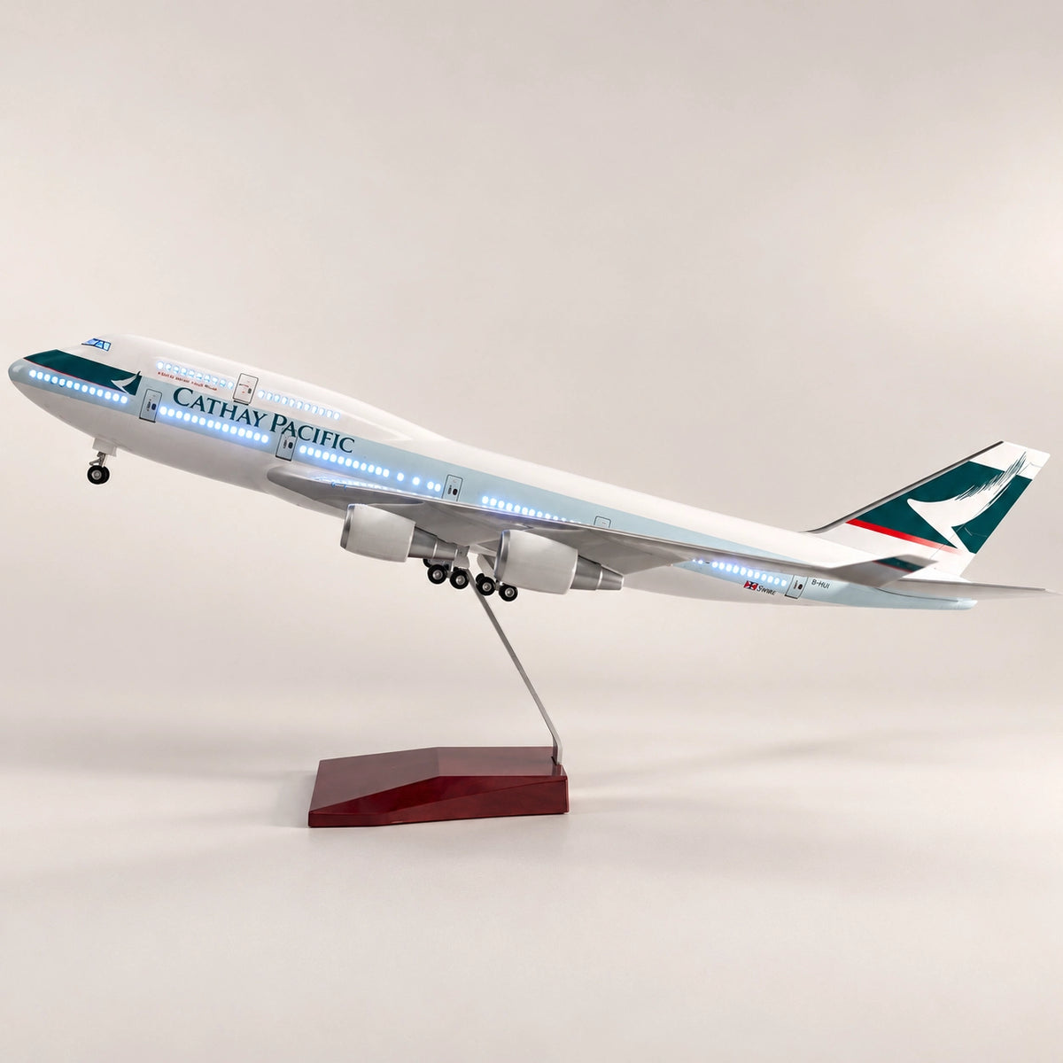 Cathay Pacific Boeing 747 1:150 Scale Model