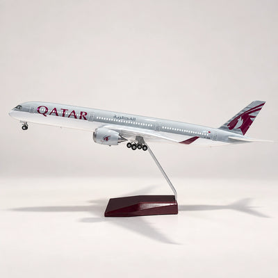 Qatar Airways Airbus A350-1000 – Modell im Maßstab 1:157