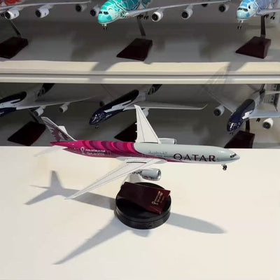 Qatar Airways Boeing 777-300ER World Cup 2022 Edition 1:157 Scale Model