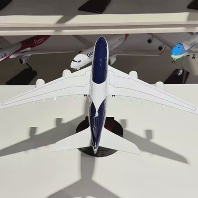 Lufthansa Airbus A380 – Edition zum 100-jährigen Jubiläum – Modell im Maßstab 1:160