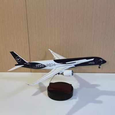 Model Lufthansa Airbus A350 – edice ke 100. výročí v měřítku 1:142