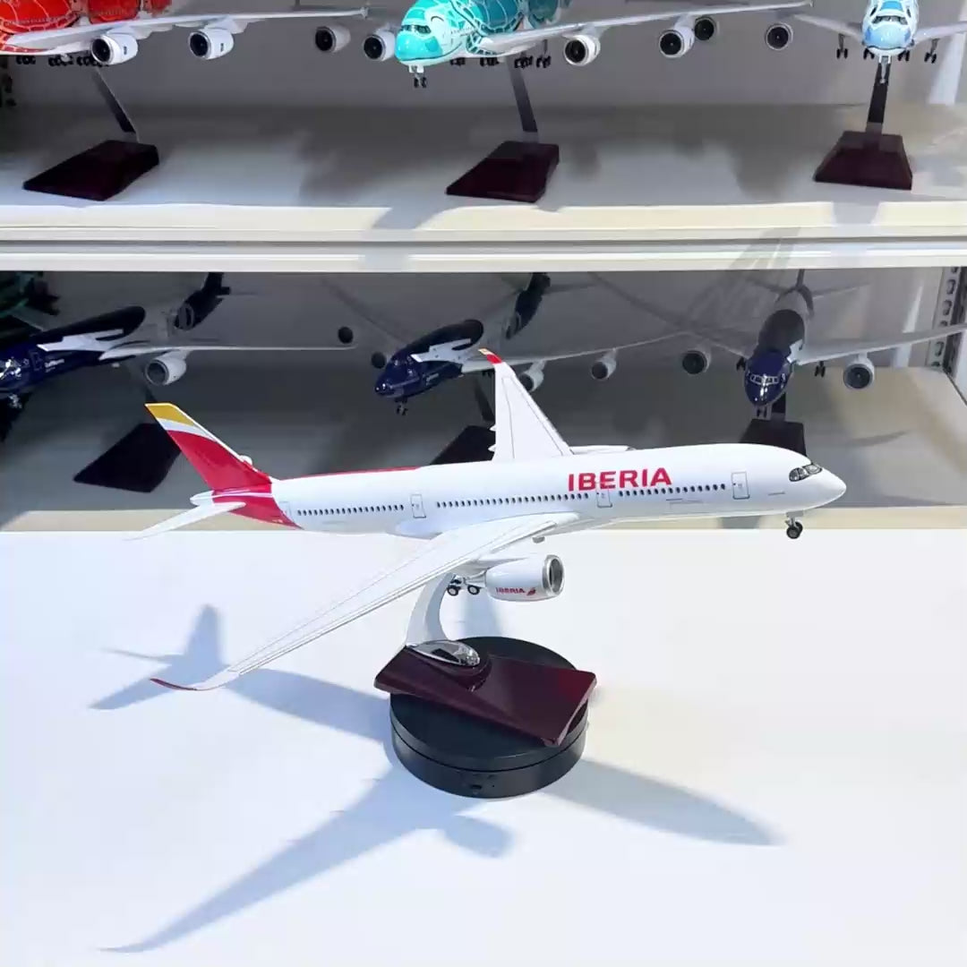 Iberia Airbus A350 in de kleuren van het Spaanse nationale team – schaalmodel 1:142