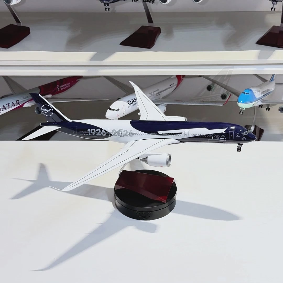 Load video: Lufthansa Airbus A350 100 Years Edition 1:142 Scale Model